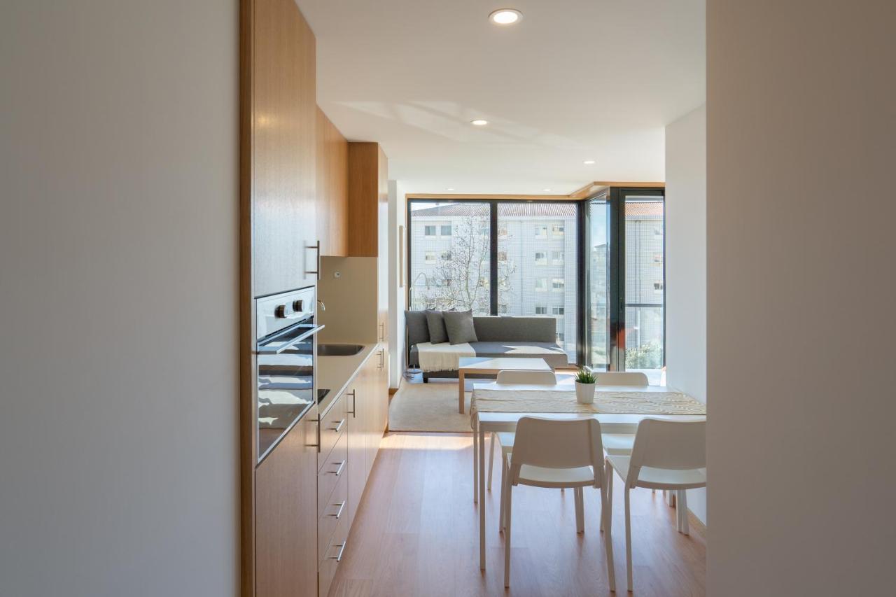 Host Wise - Gorgeous Bright Flat W Balcony Porto