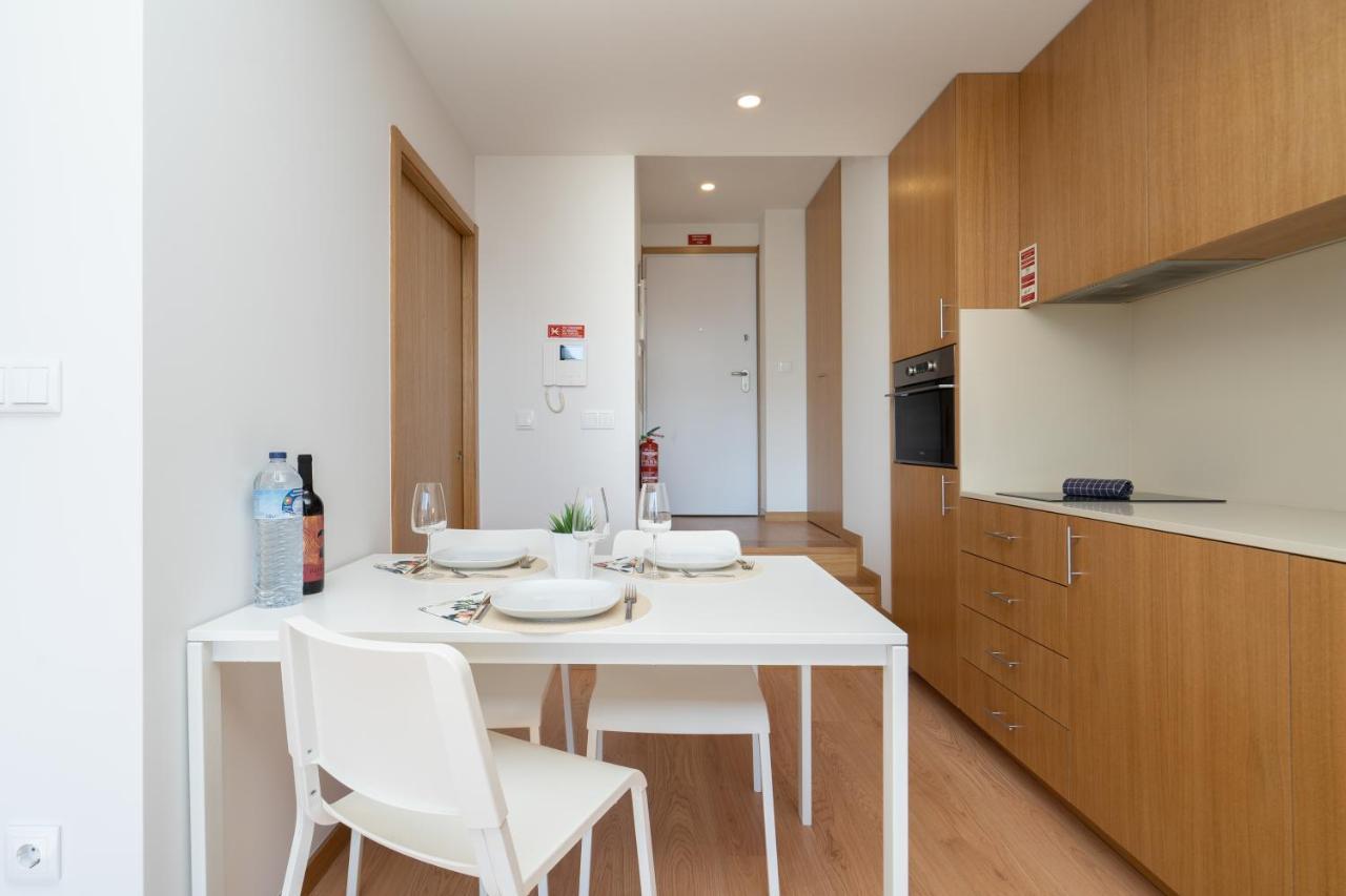 Host Wise - Gorgeous Bright Flat W Balcony Apartment Porto