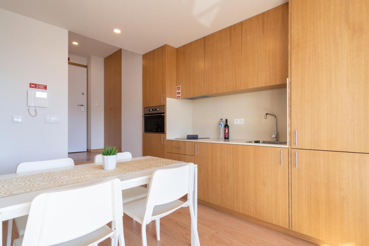 Host Wise - Gorgeous Bright Flat W Balcony * Porto
