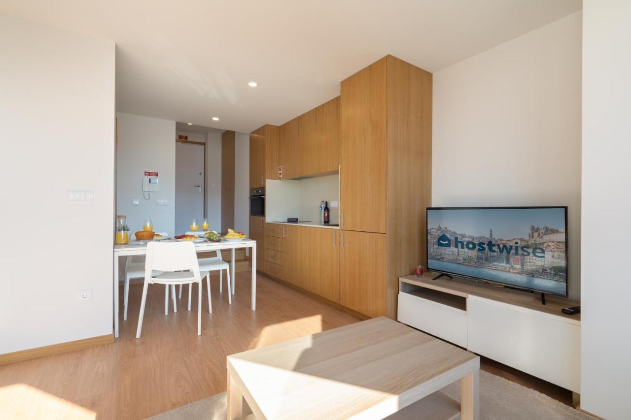 Apartment Host Wise - Gorgeous Bright Flat W Balcony Porto