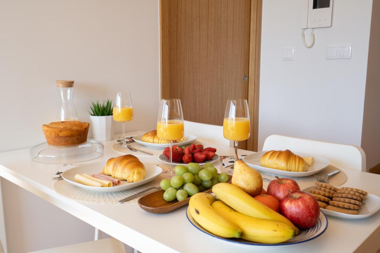 Host Wise - Gorgeous Bright Flat W Balcony * Porto