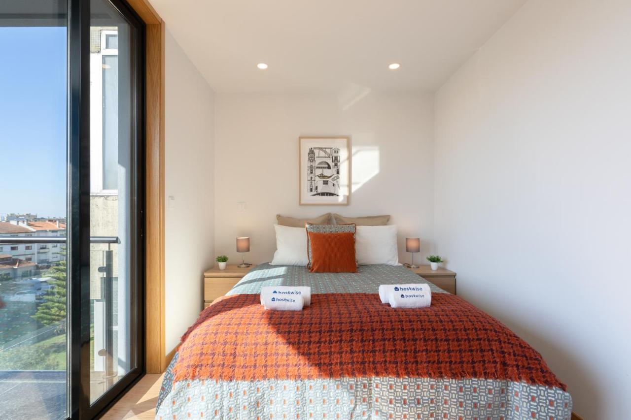 Host Wise - Gorgeous Bright Flat W Balcony Apartment