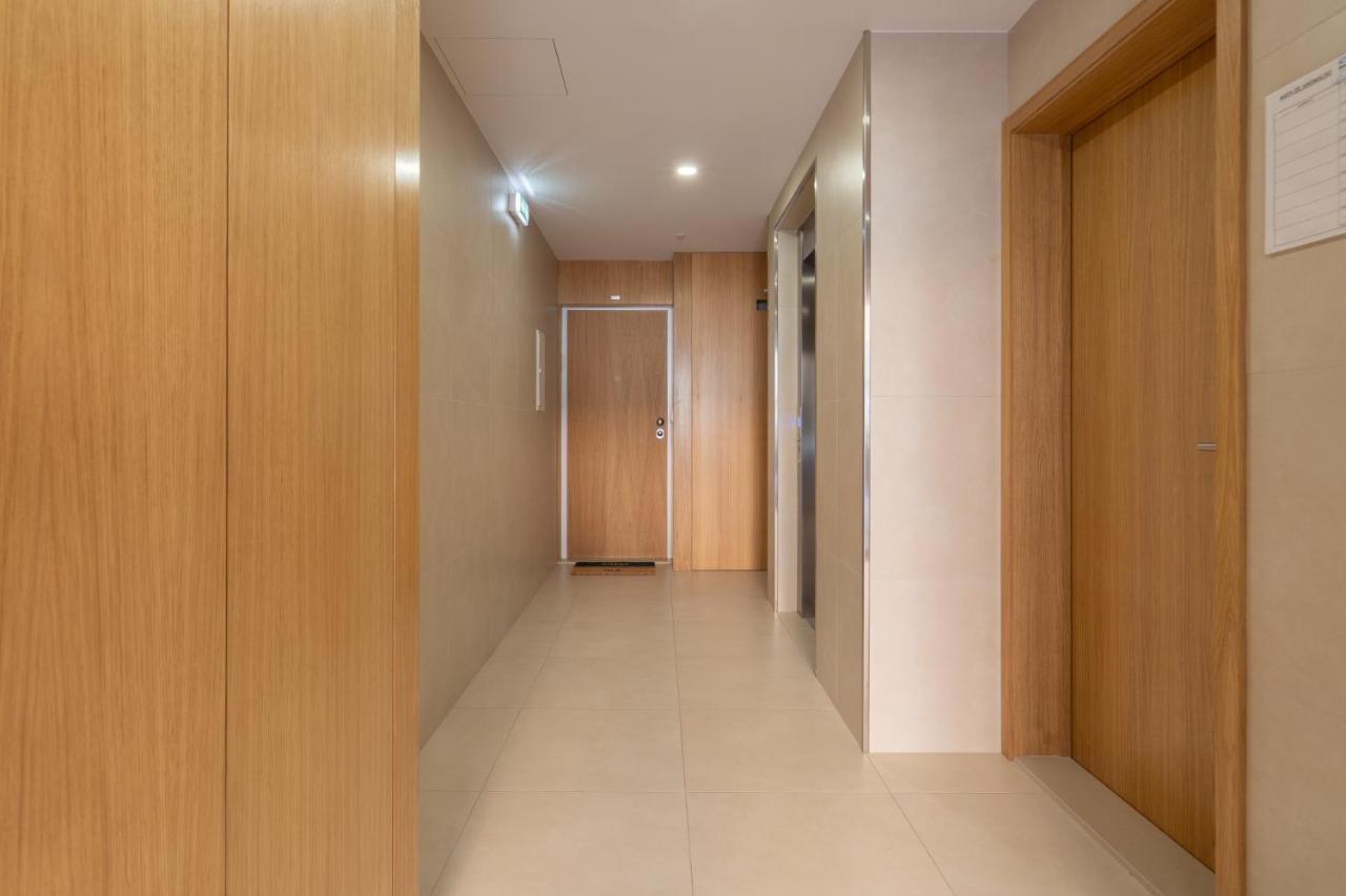 Host Wise - Gorgeous Bright Flat W Balcony * Porto