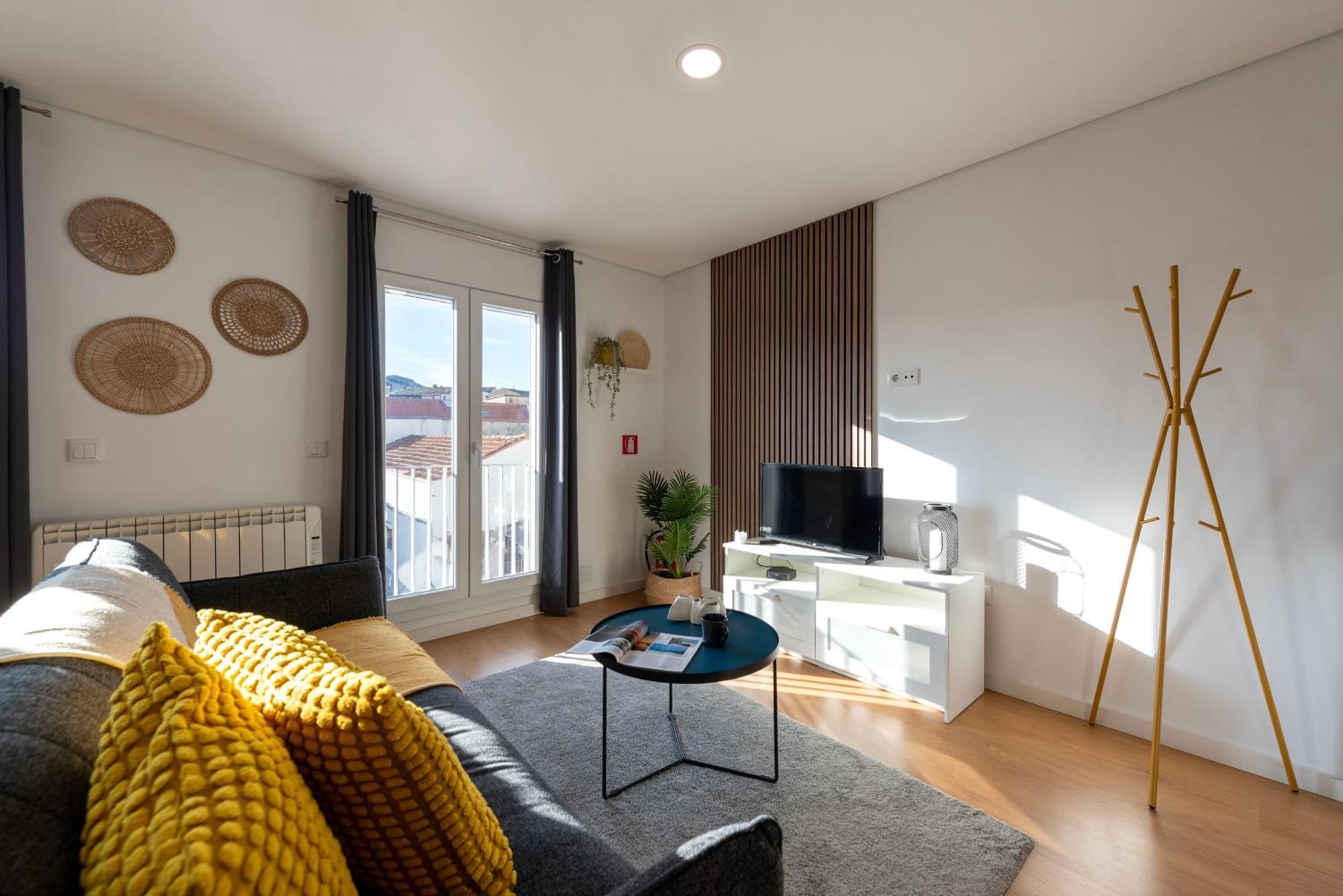 Joivy Olimpio Studio In The Heart Of The City Porto