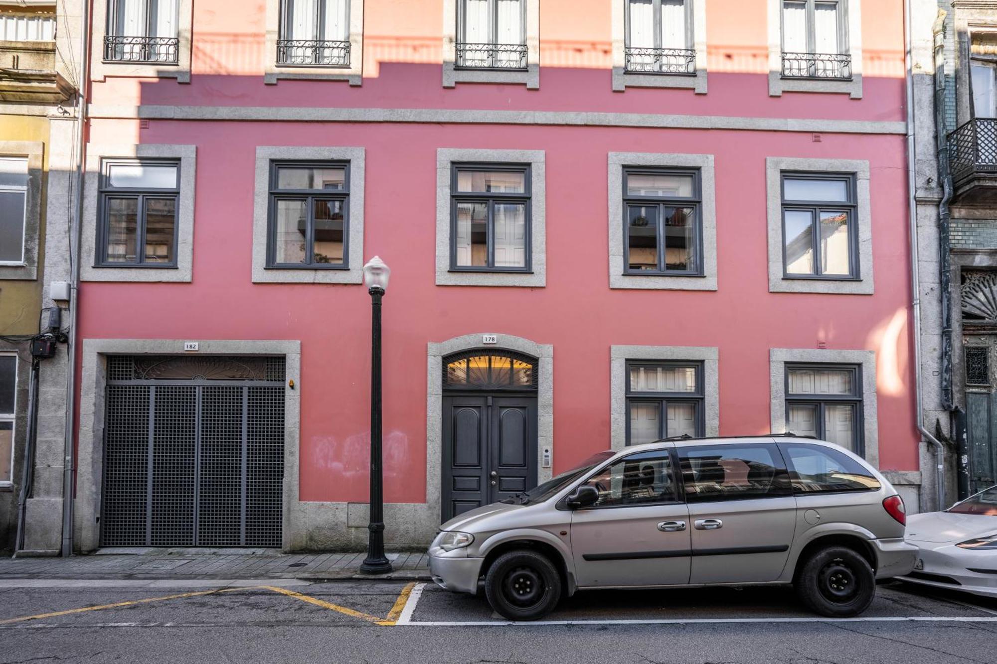 Primrose 1br Delight W Parking By Lovelystay *