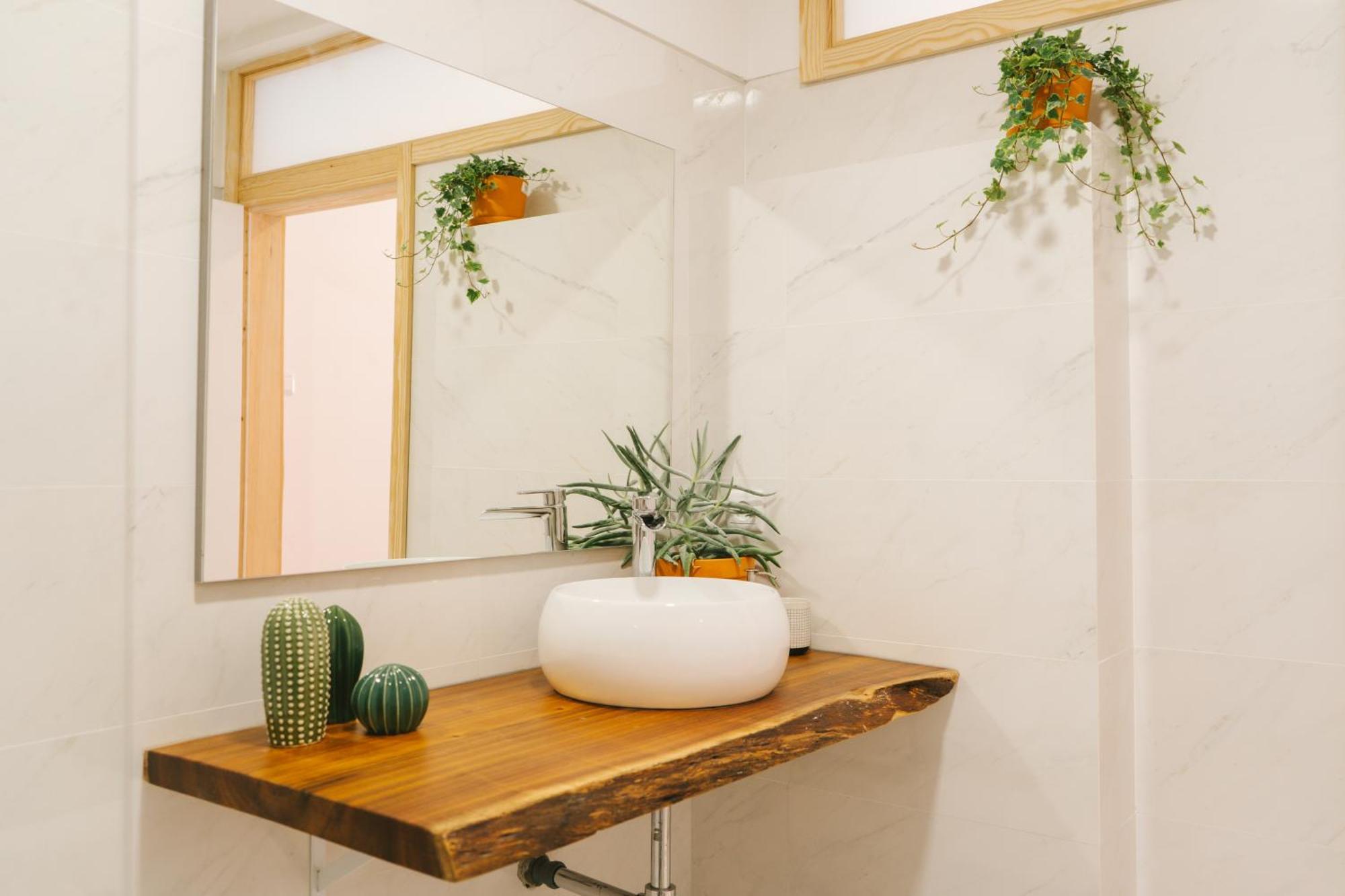 Serenity Apartment *