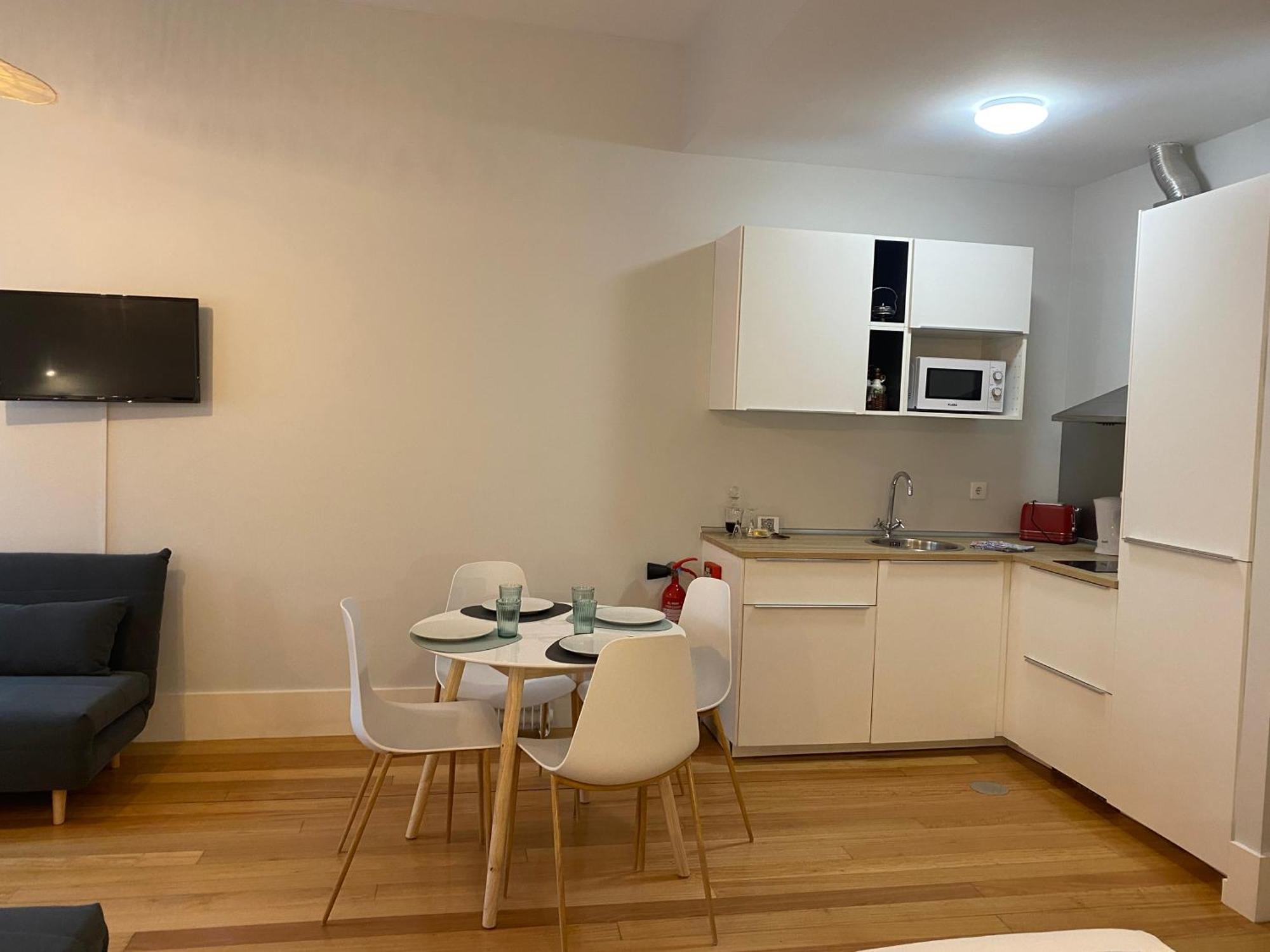 Mouzinho 244 - Porto Houses & Suites