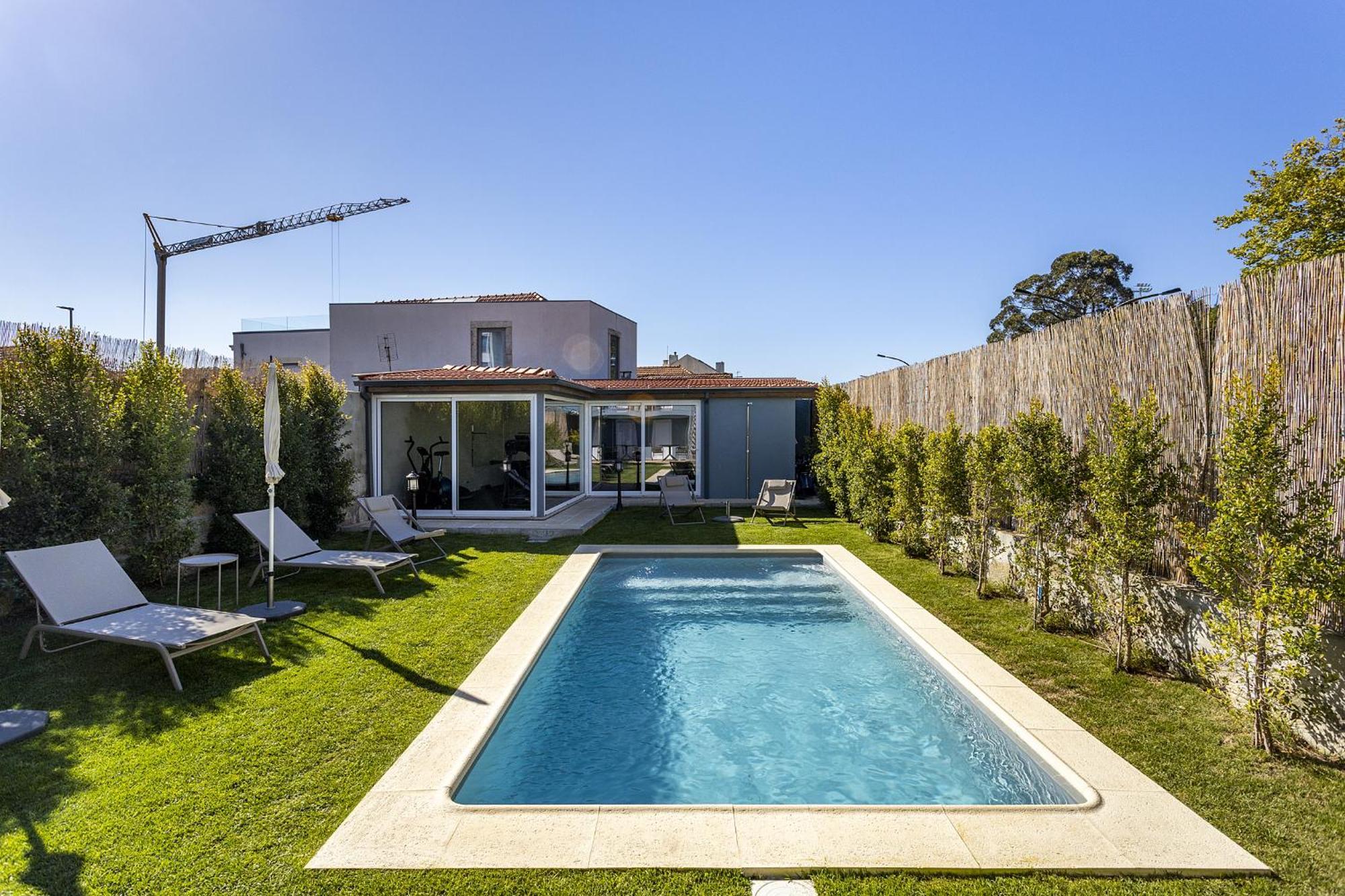 Douro Prestige Urban Retreat With Shared S-pool & Gym Holiday home *