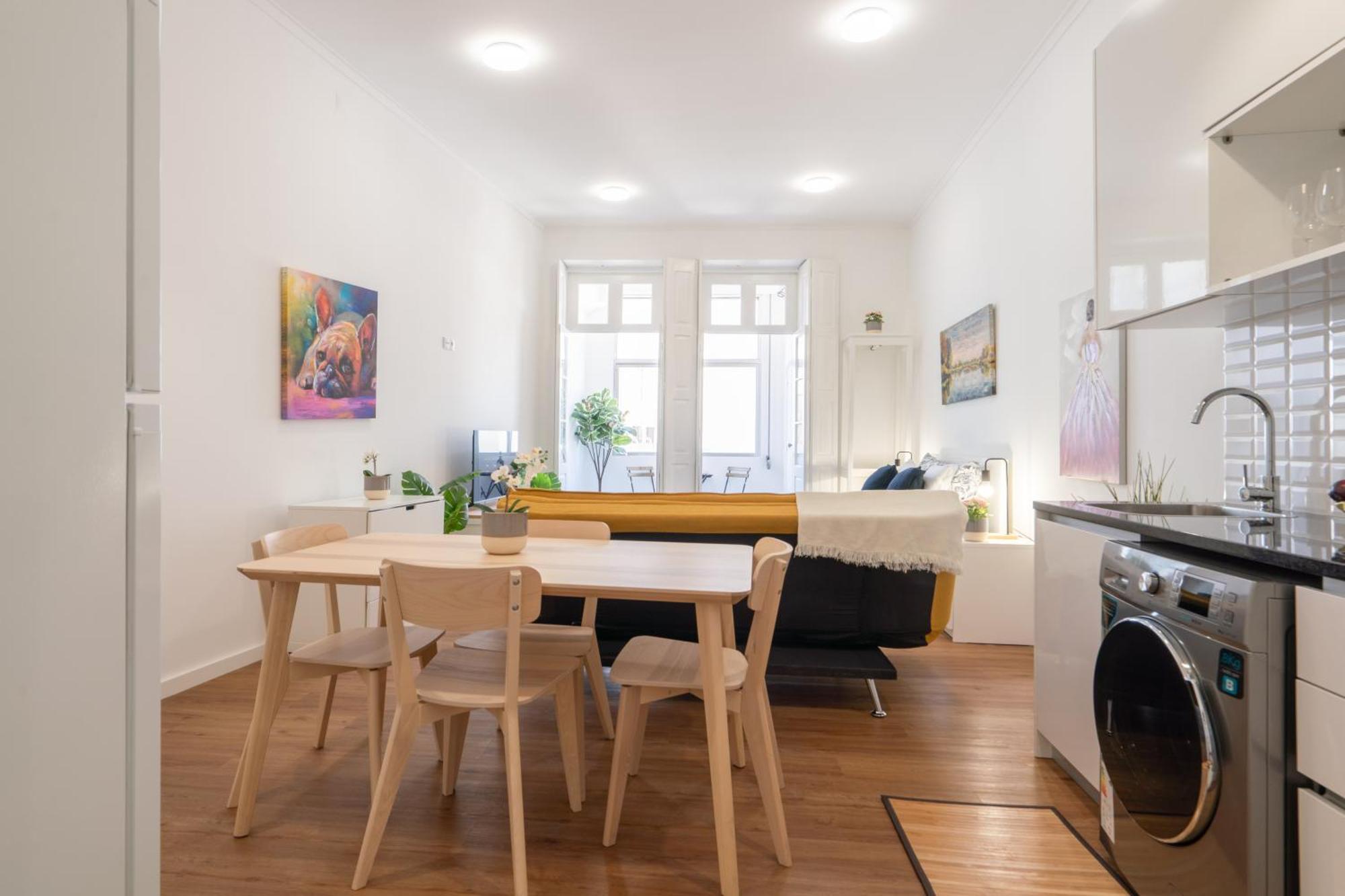 Host Wise - Comfortable Stunning Flats - Center
