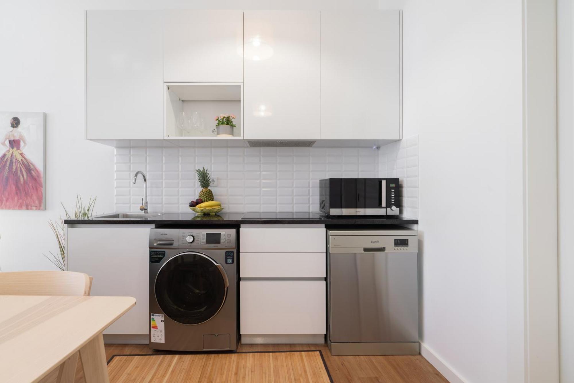 Host Wise - Comfortable Stunning Flats - Center Porto