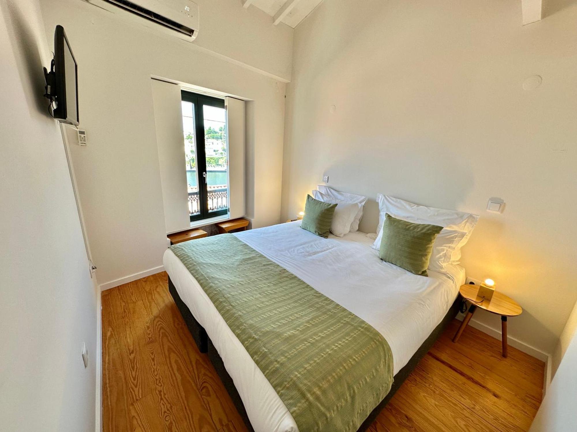 Youropo - Taipas Appartement