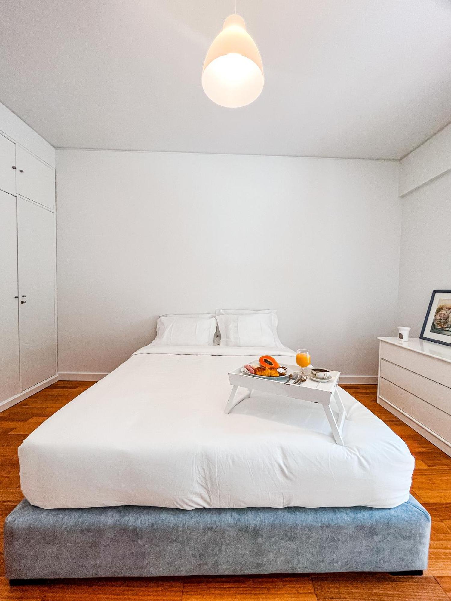 Bed & Breakfast Seaside Elegance And Tranquility: Your Luxurious Getaway *