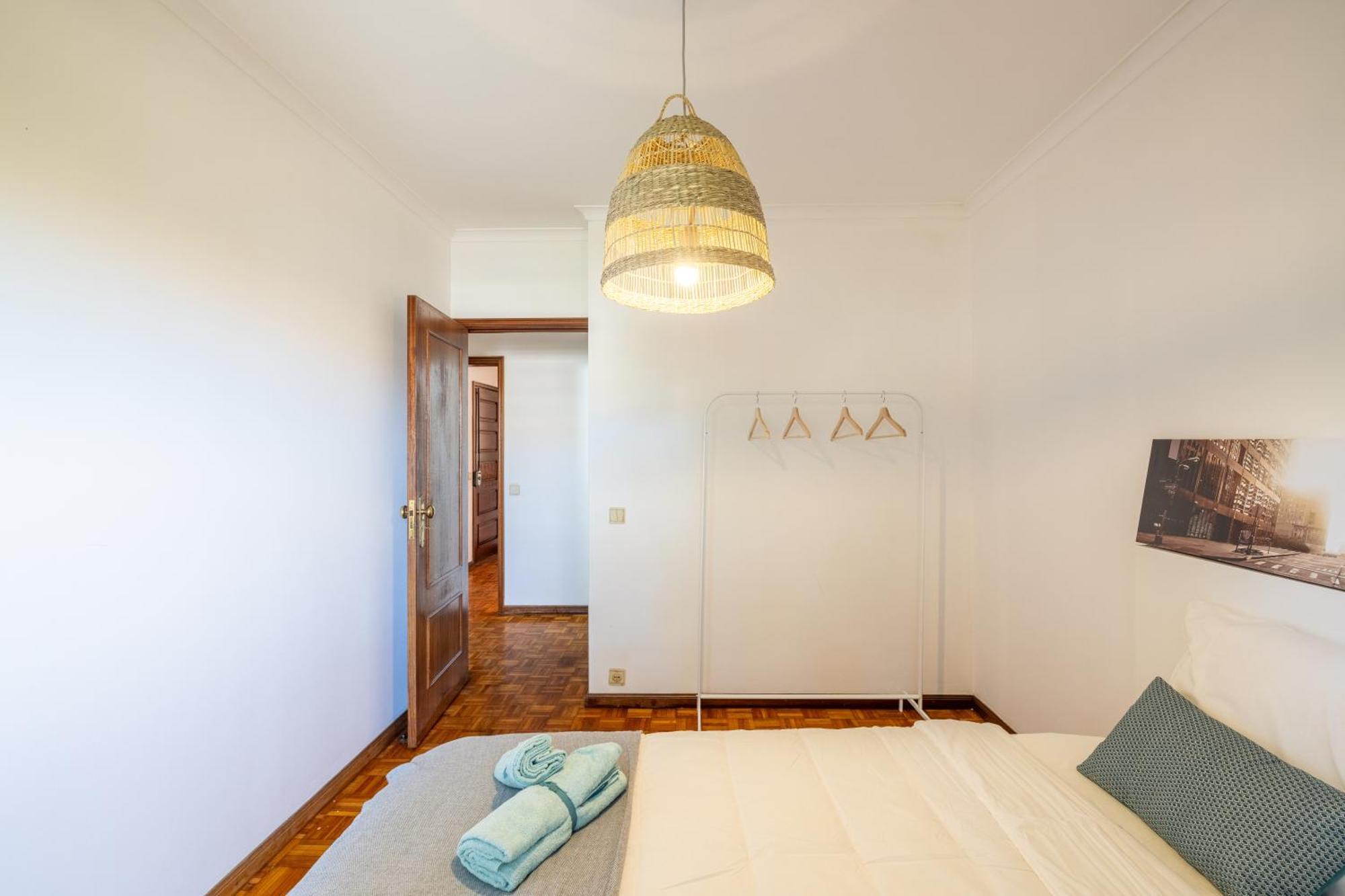 Boavista Premium With Ac, Terrace- Parking ,supermarket And Metro T3 Apartment *