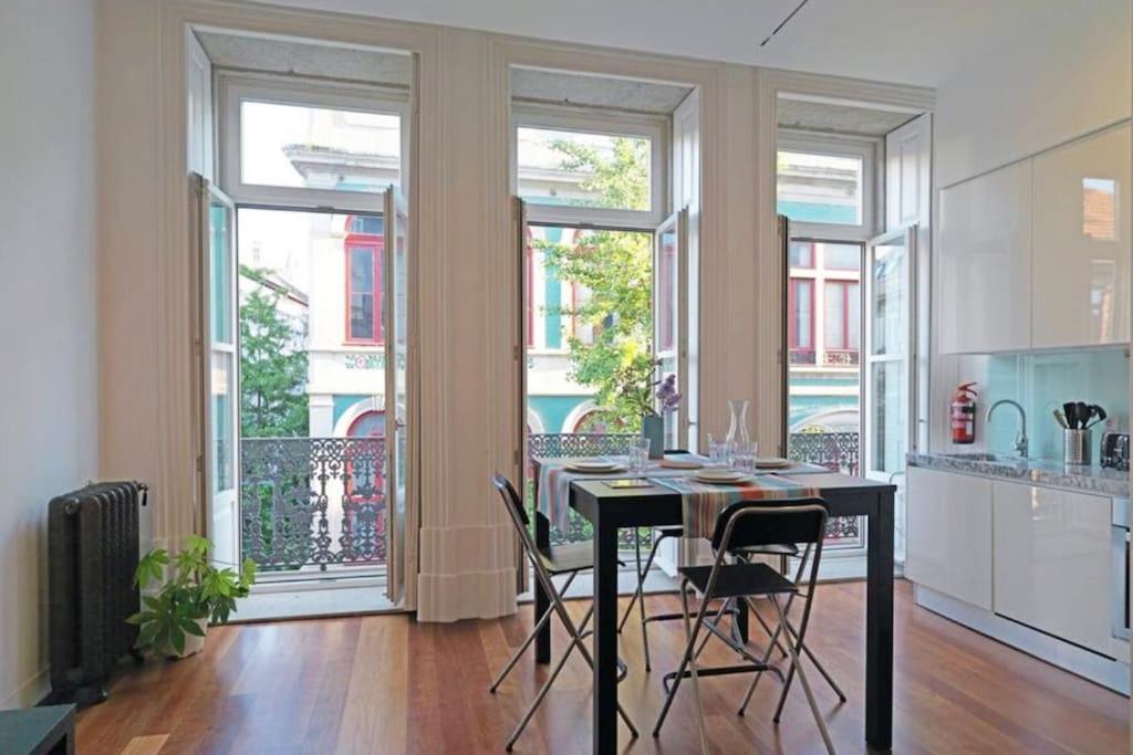 Teresa's Charm - Downtown Apartment *