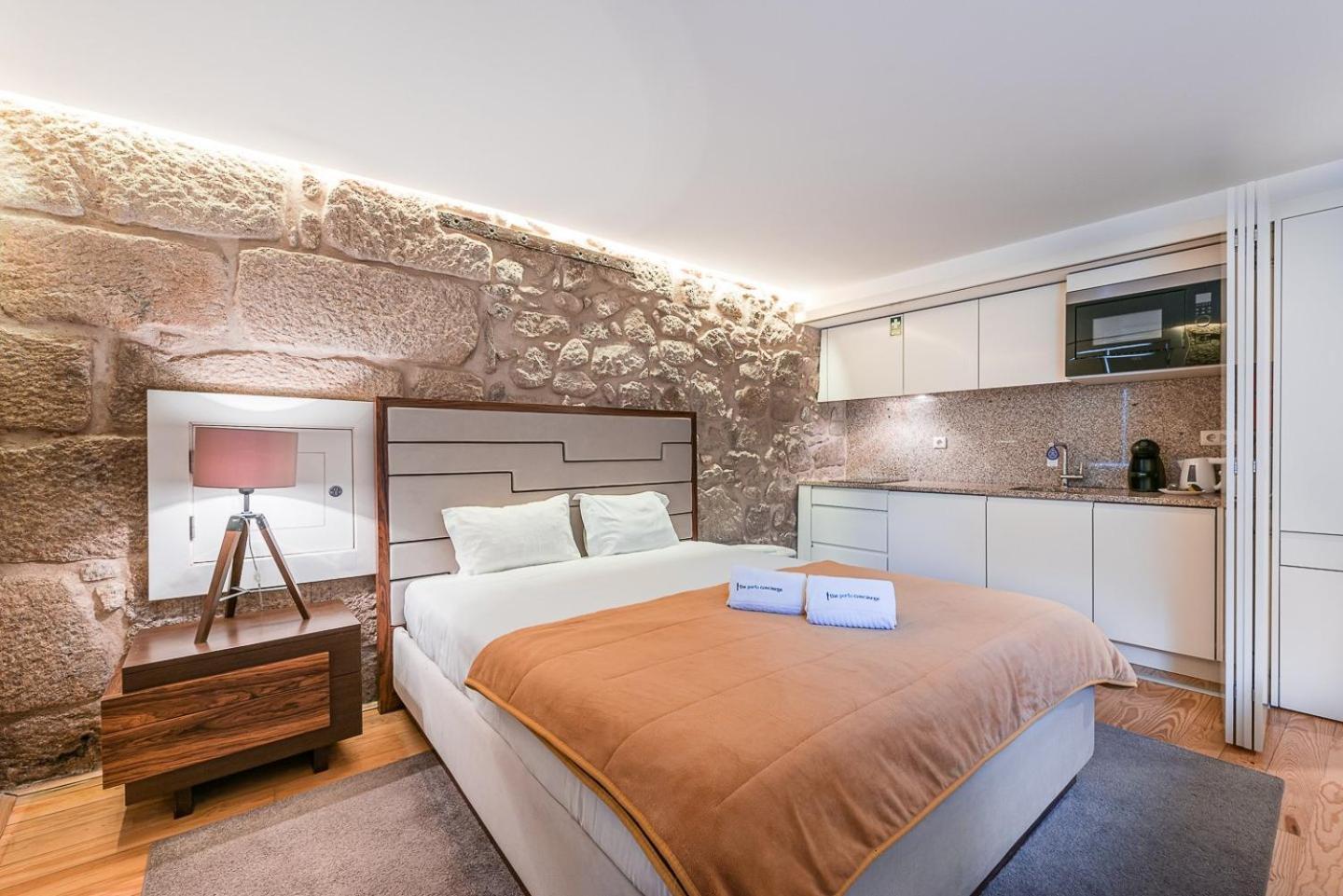 Guestready - The New Yellow Ledbetter * Porto