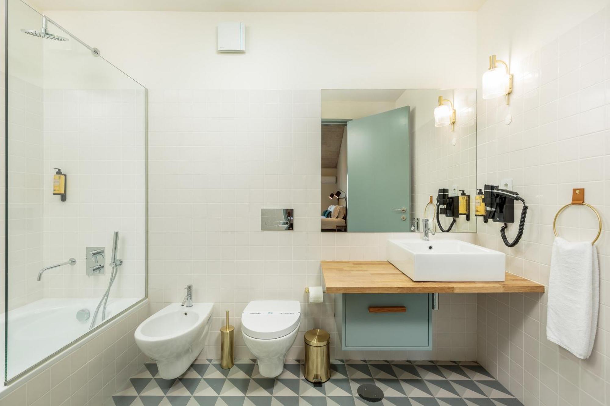 Feel Corporate Housing Campanha *