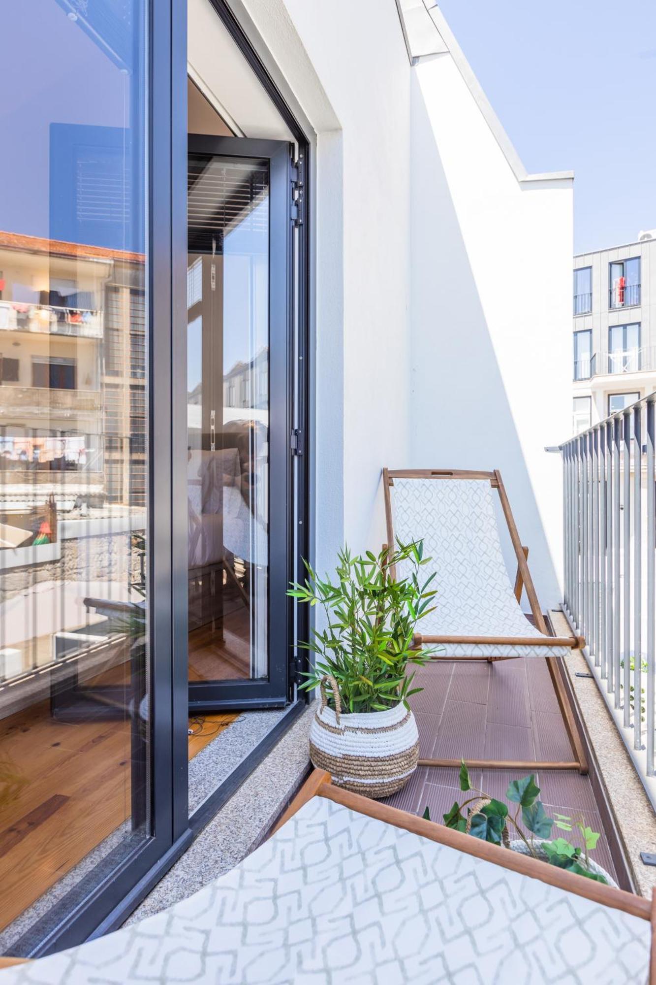 Heroismo Duplex Terrace Apartment
