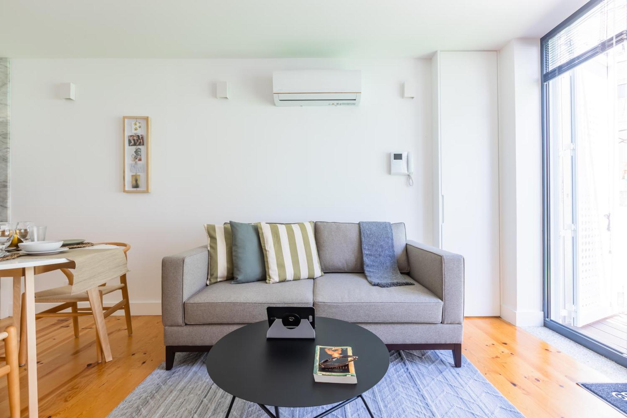 Heroismo Duplex Terrace Apartment *