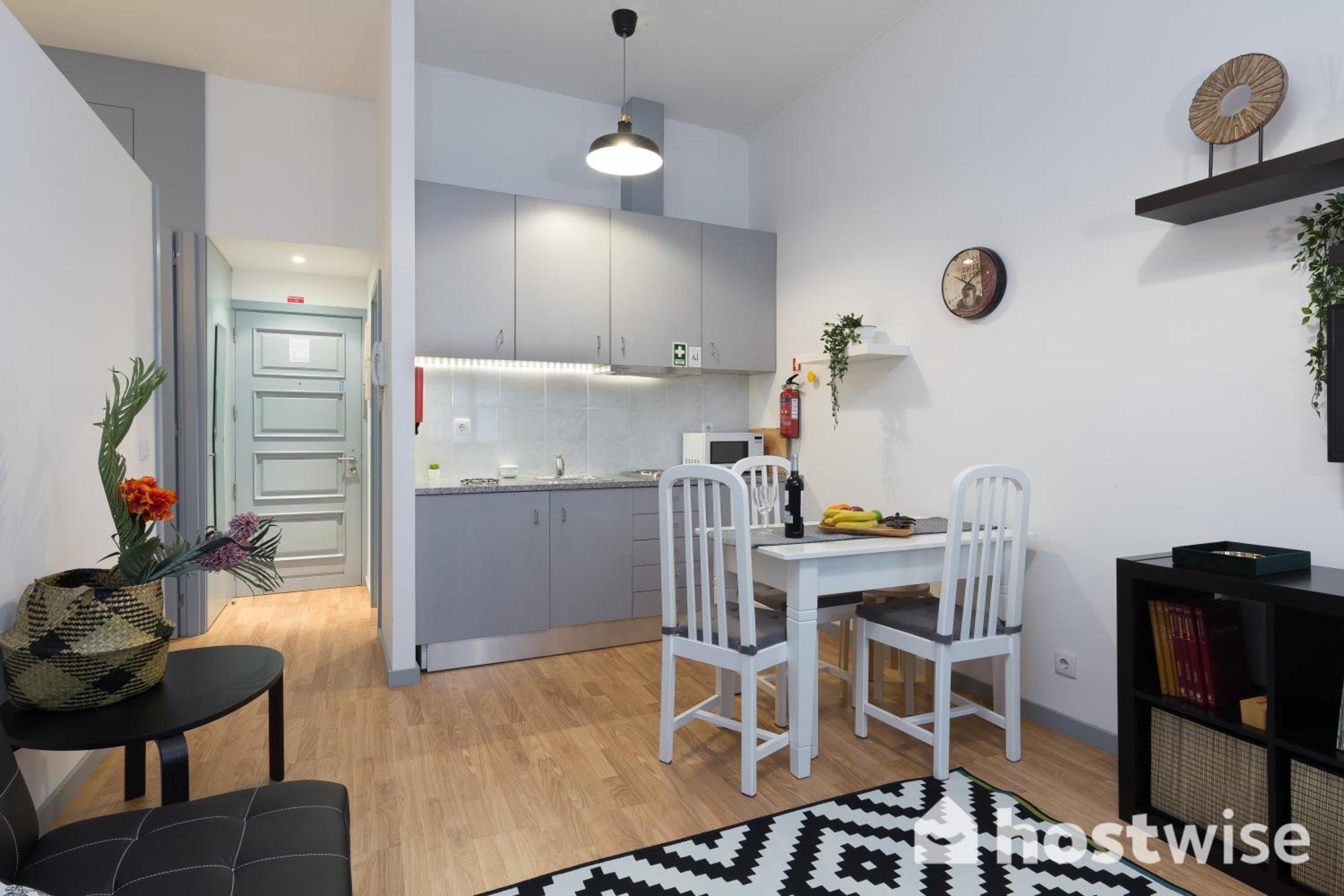 Host Wise - Comfortable Stunning Flats - Center Porto
