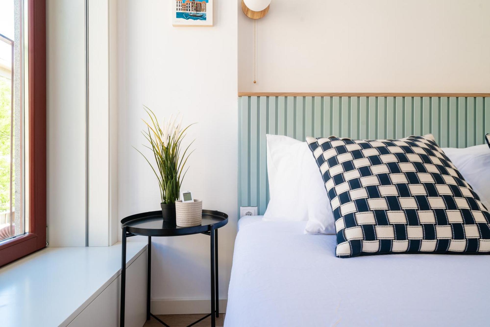 Bright Bonfim Flat W/ Balcony By Lovelystay *