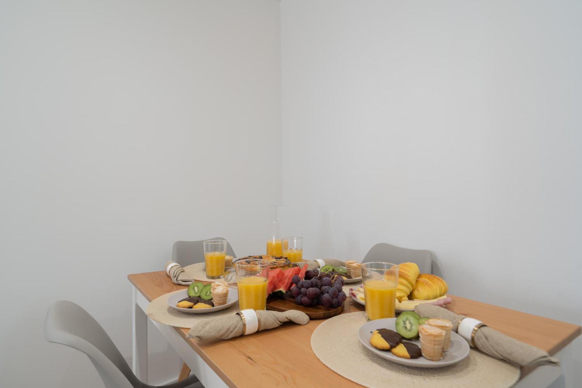 Host Wise - Welcoming Adorable House - Ace Location Porto