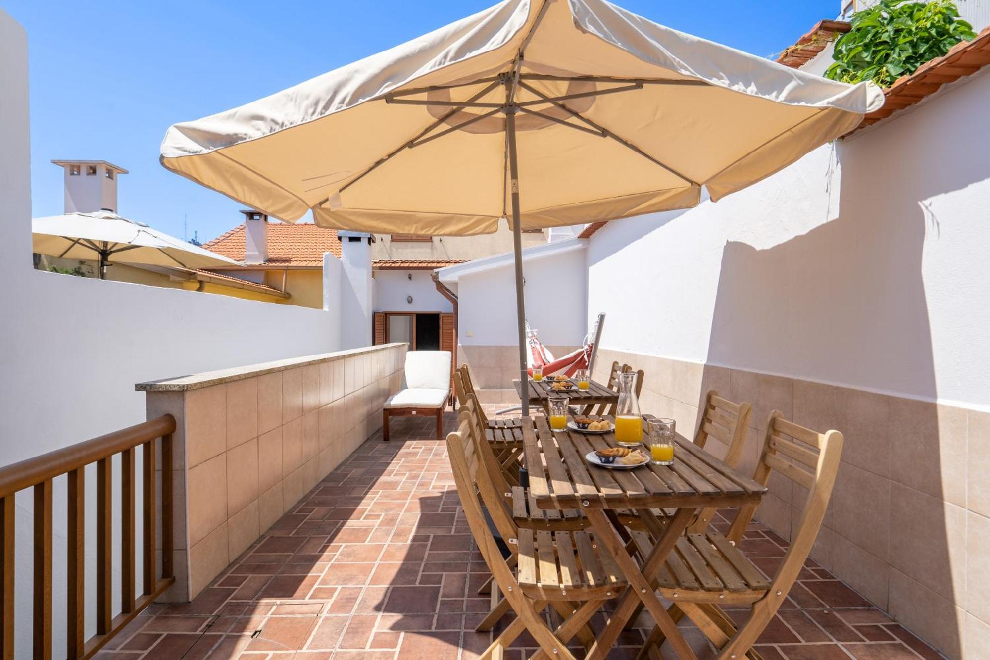Holiday home Host Wise - Spacious Duplex House - Jacuzzi & Terrace