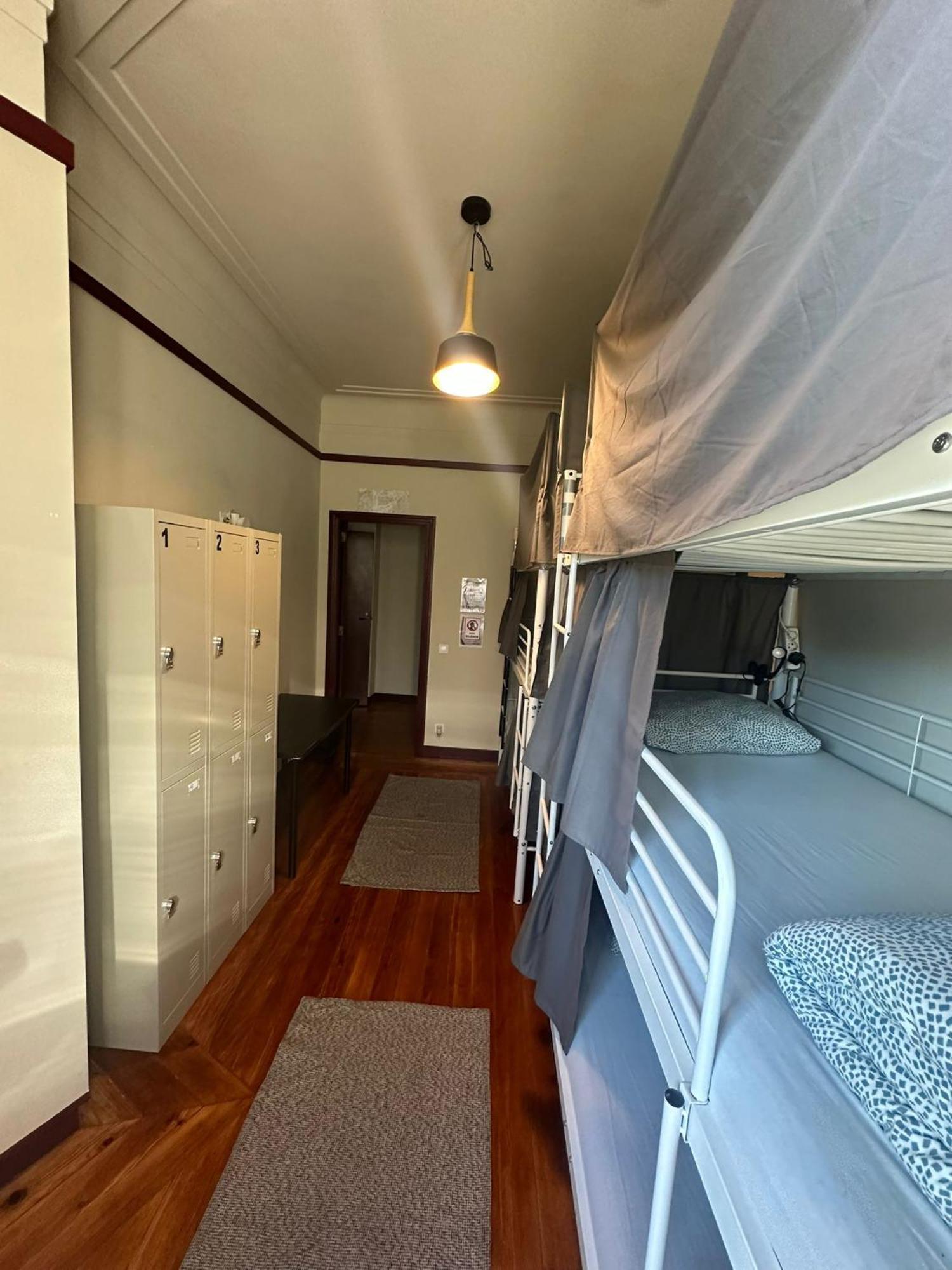Easy Host Hostel