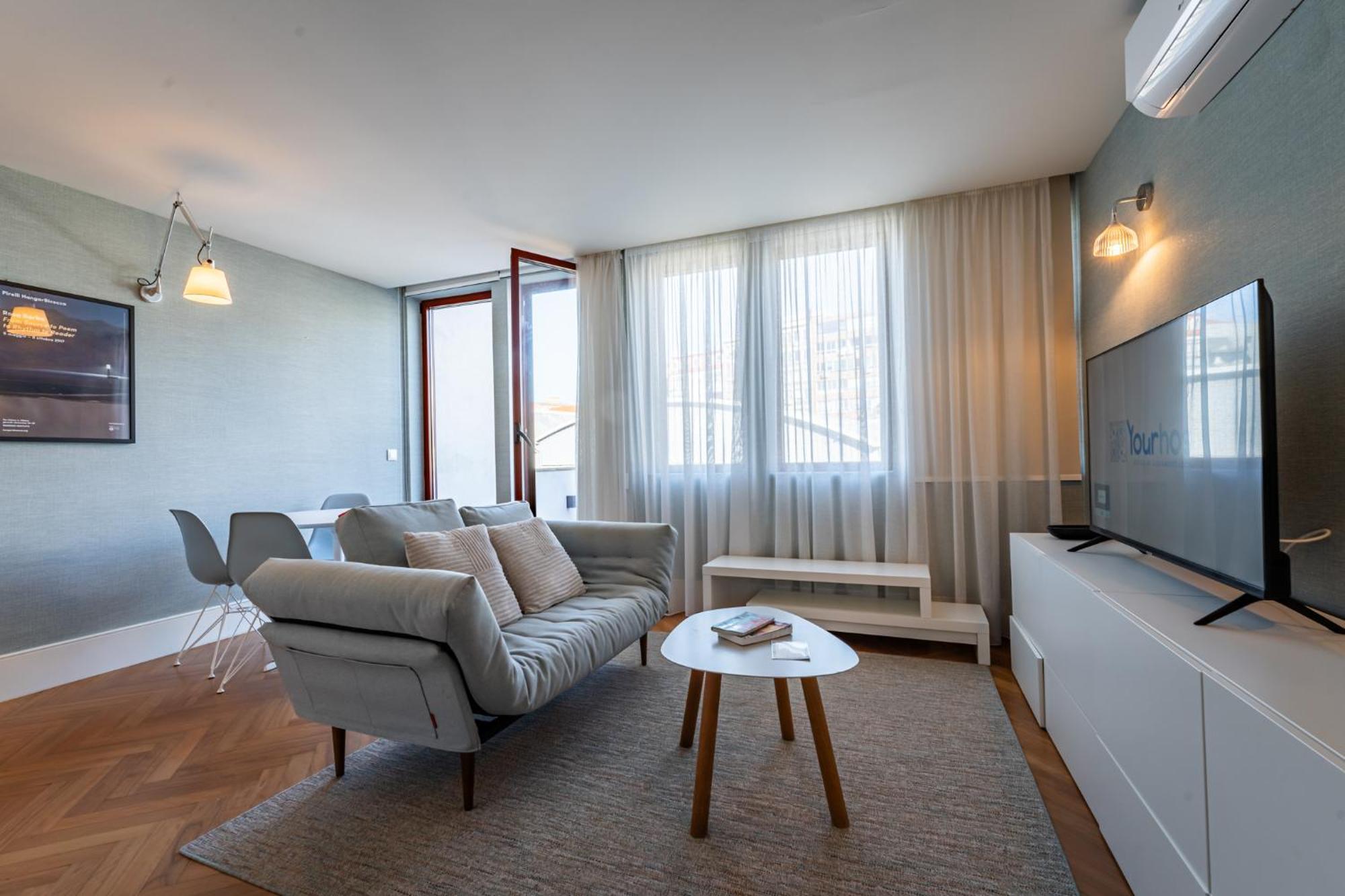 Apartment Chic And Glamorous Downtown With Terrace-f