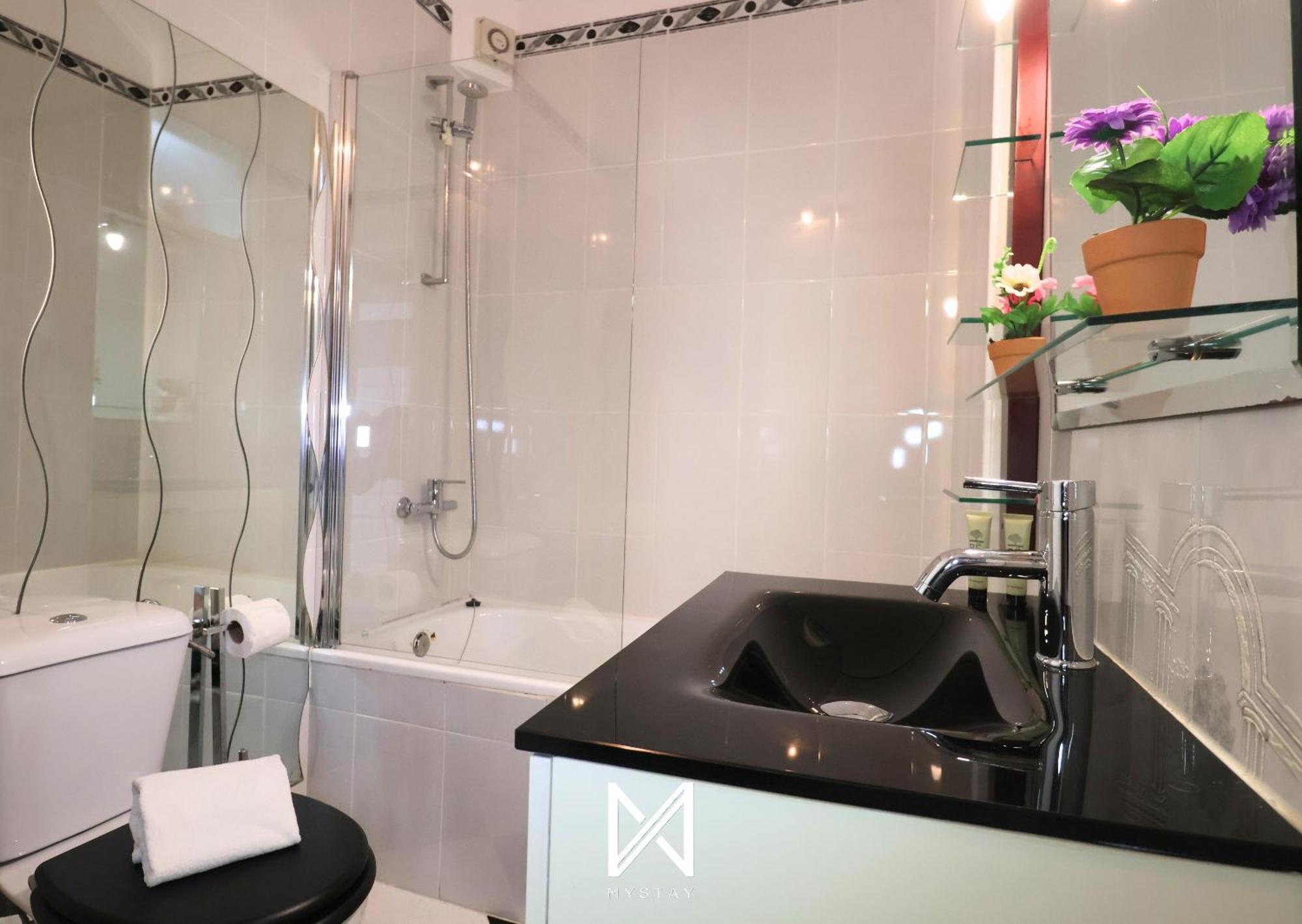 Apartment Mystay - Alfandega 16 Porto
