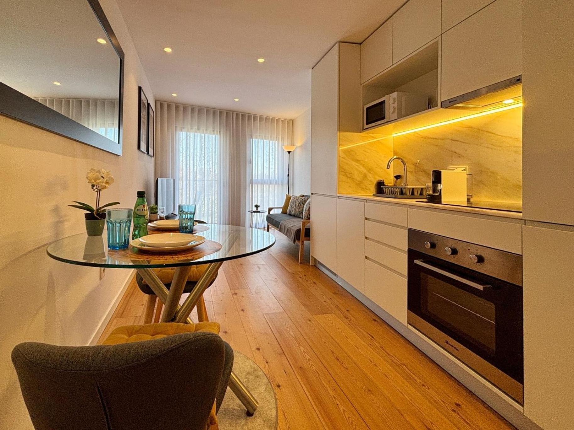 Trindade Balcony Apartment *
