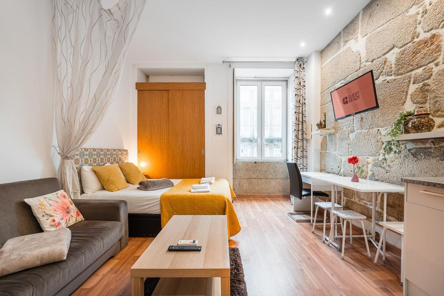 A Charming Place In Apartment *