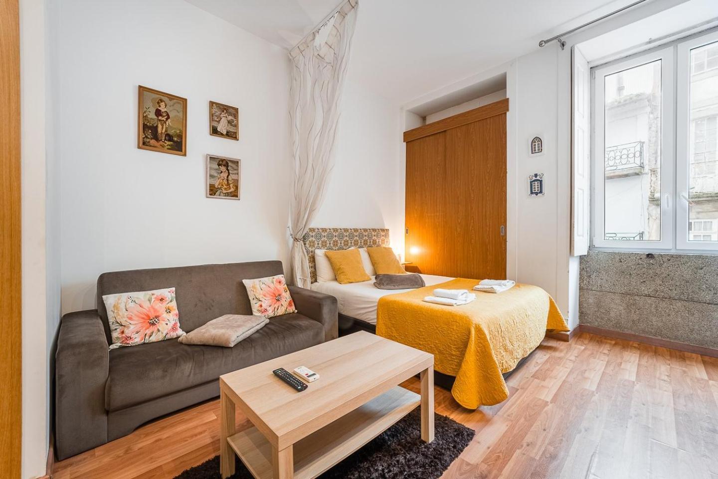 Apartment A Charming Place In *