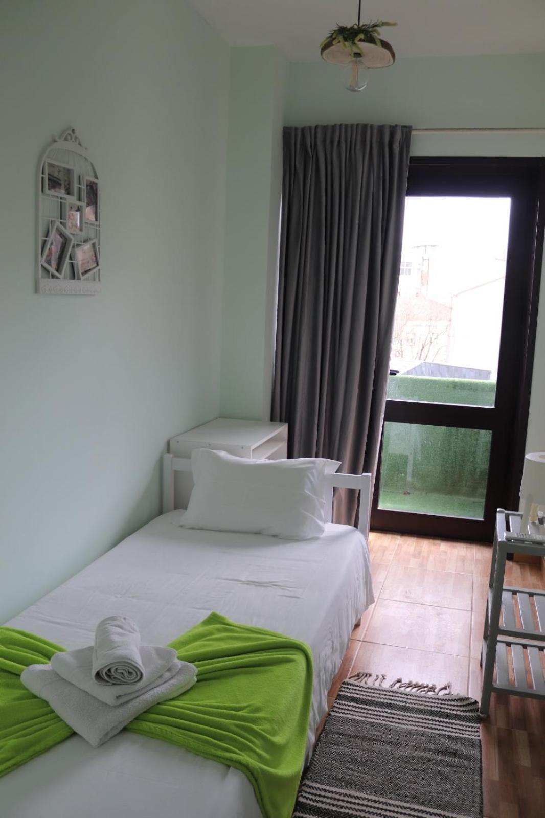 Mirandesa Garden Bed & Breakfast Porto