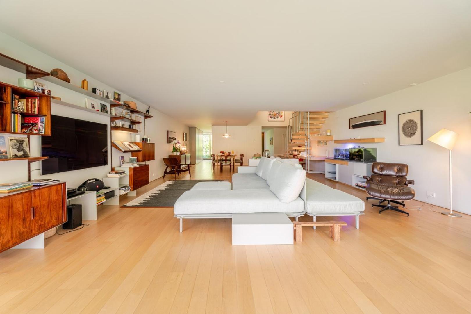 Hostwise - Grand W/ Pool, Garden & Garage Porto