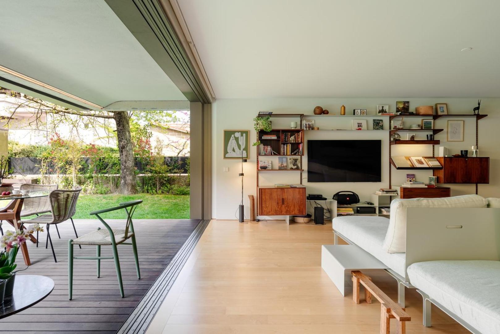 Hostwise - Grand W/ Pool, Garden & Garage *