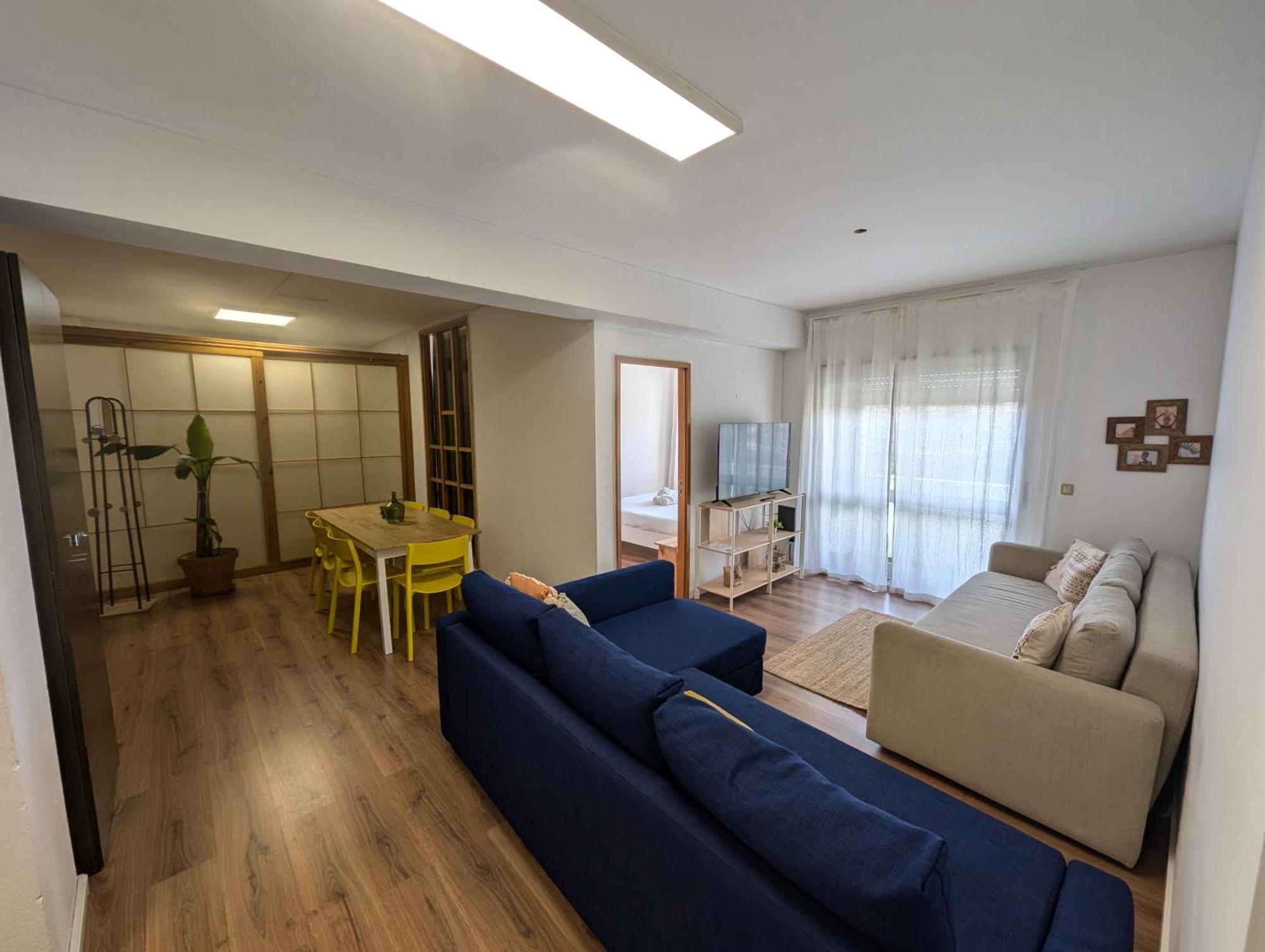 Travel & Live Fernao Magalhaes Porto