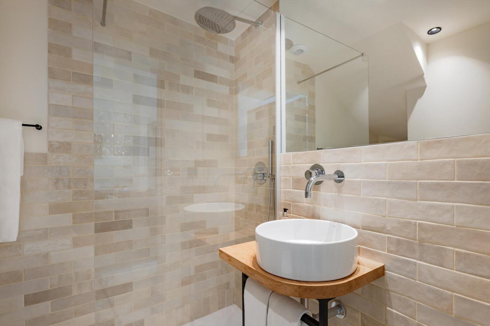 Apartment Minimalist Loft At Terracotta Collection