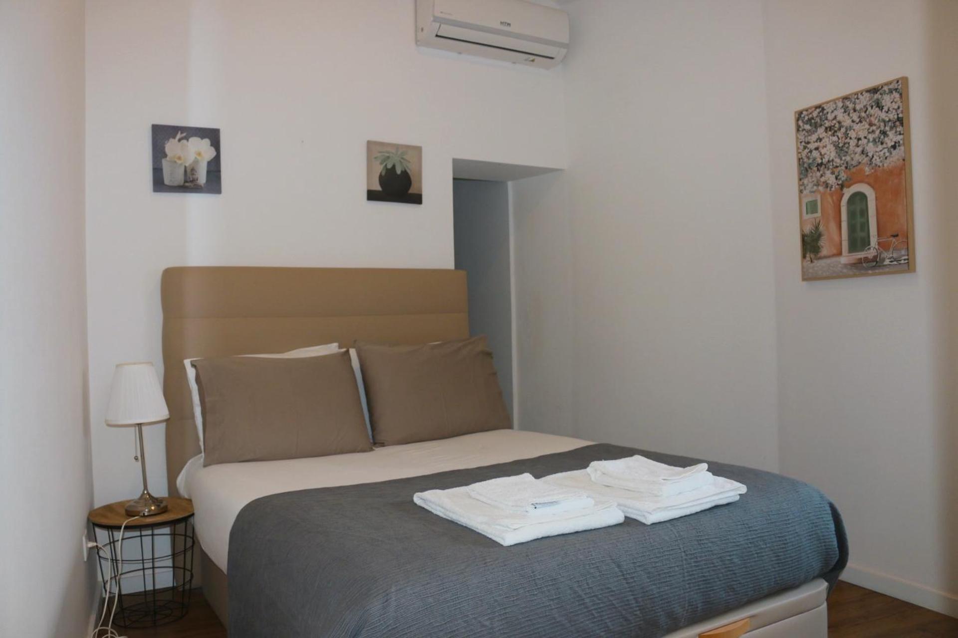 9min Metro To Downtown - Couples&kids - Free Parking Porto