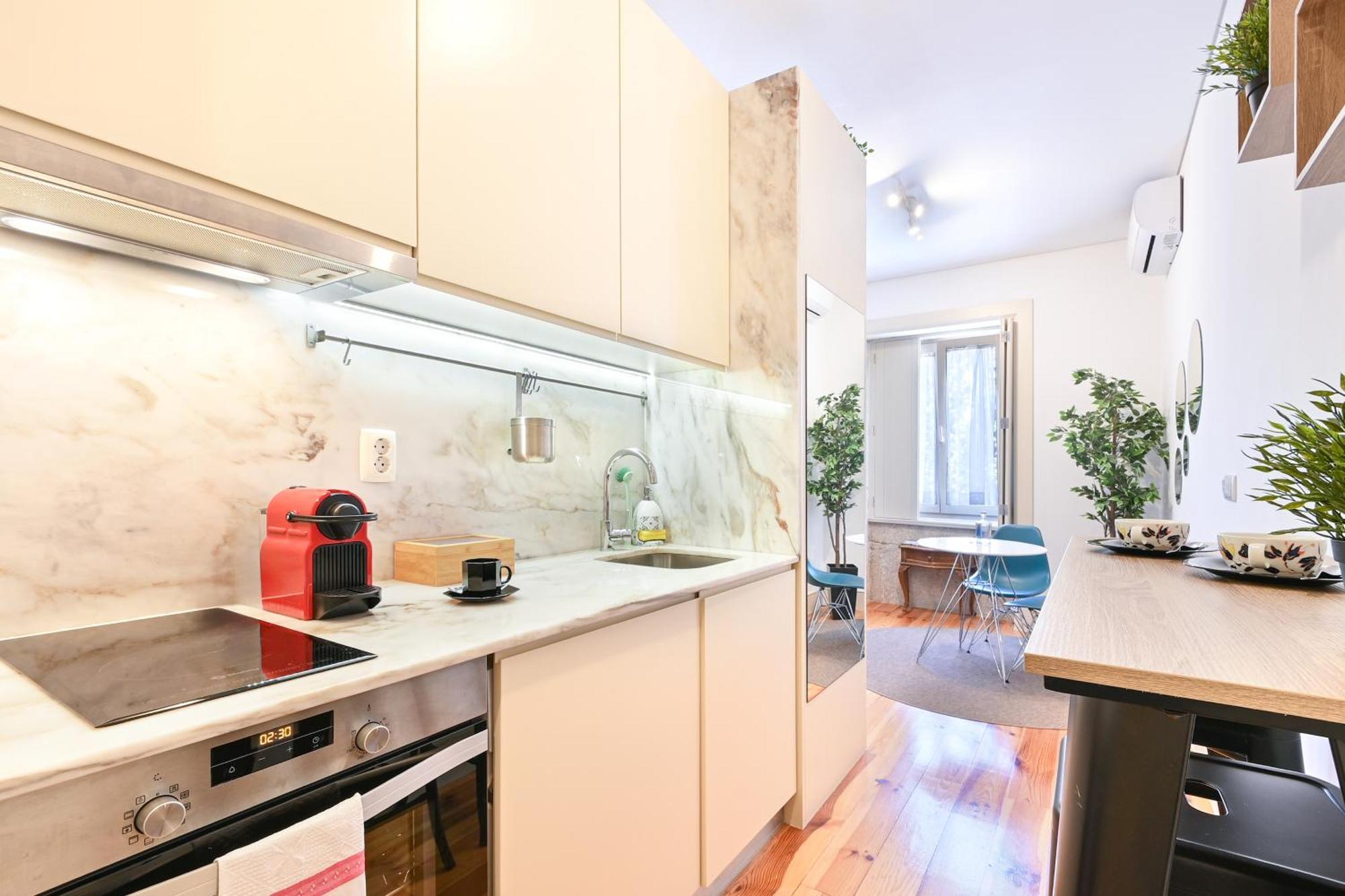 Oporto Near Trindade Garden View Appartement *