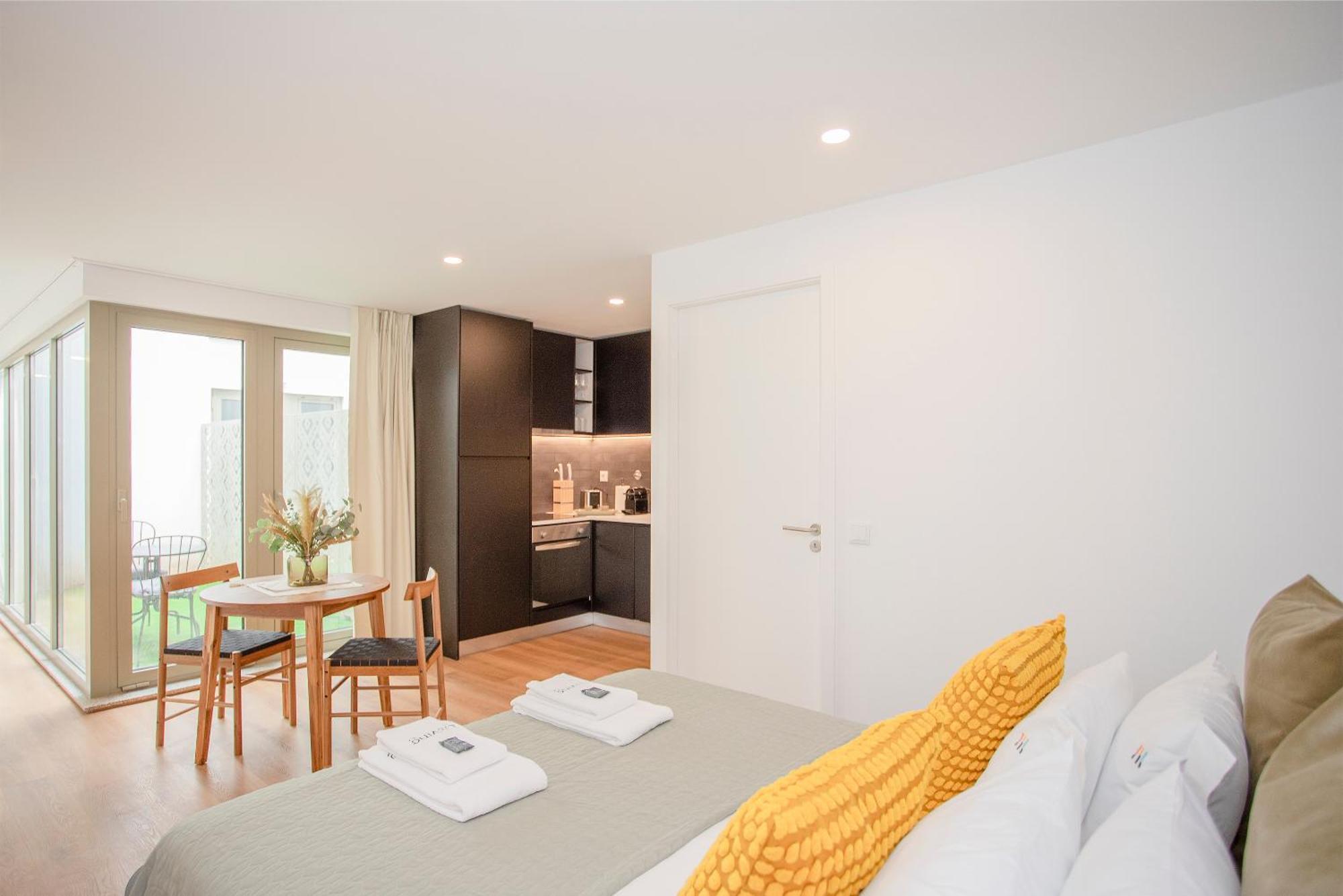 Apartment Nax By Liiiving Porto
