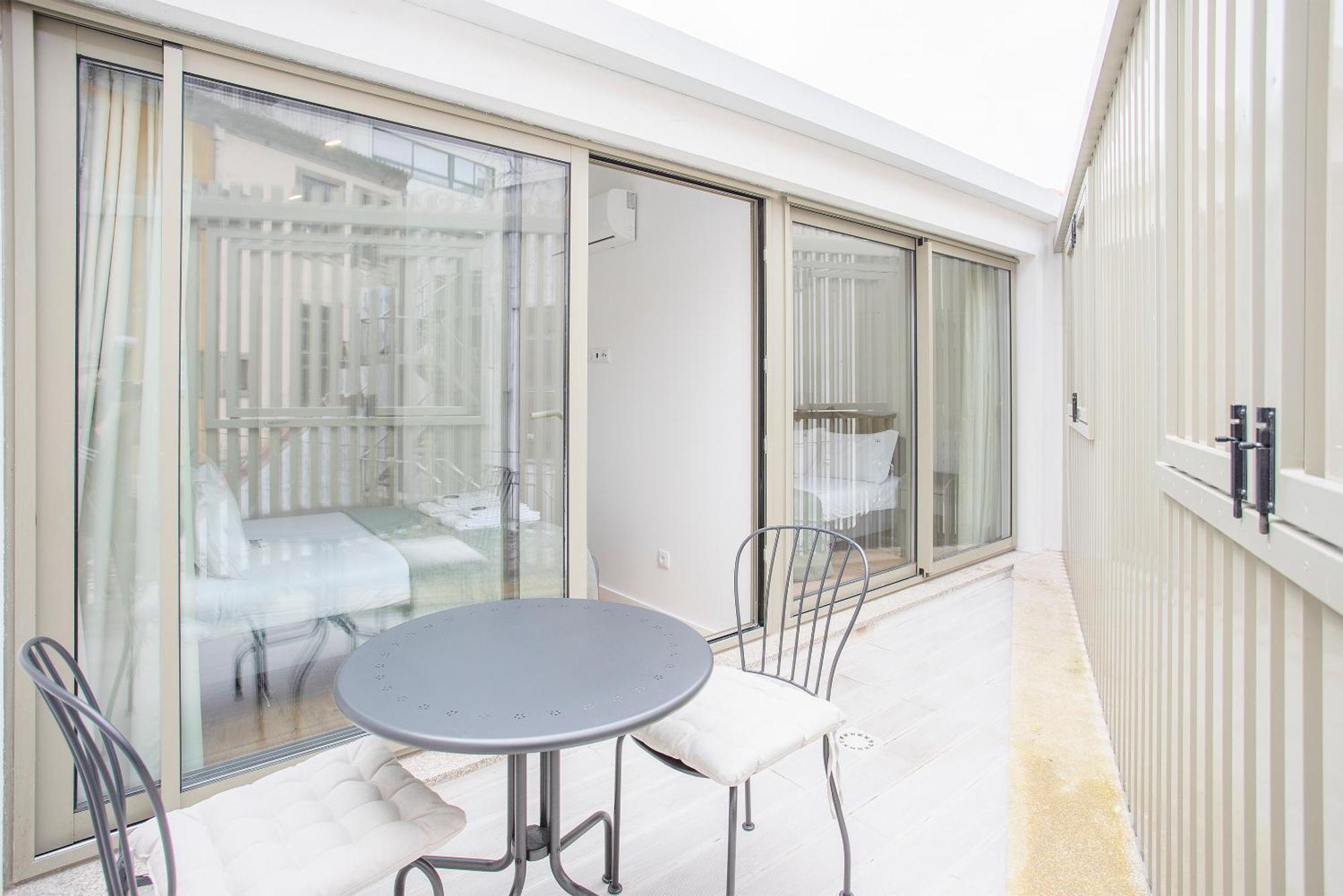 Apartment Nax By Liiiving Porto