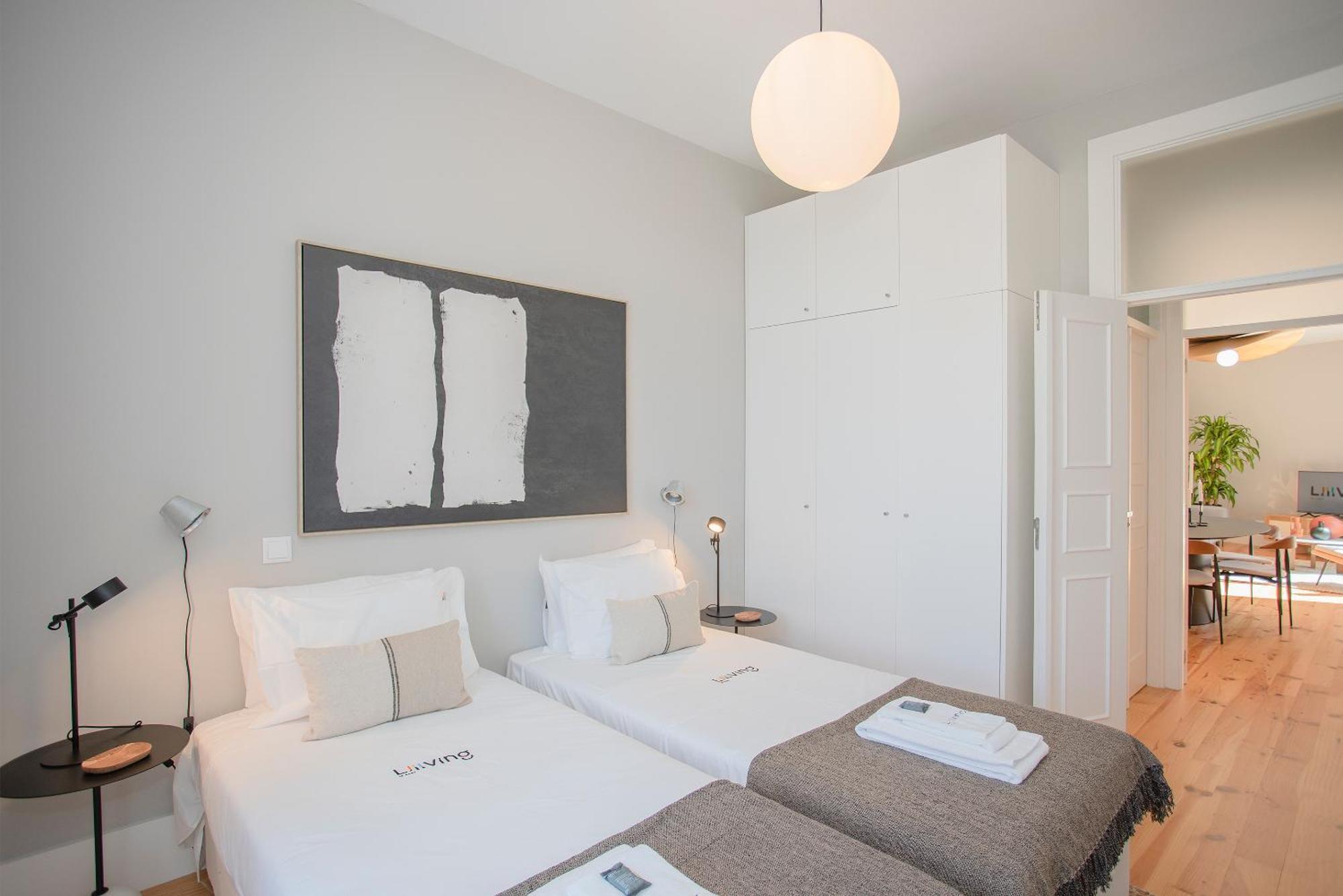 Liiiving In - Art Design Apartment *