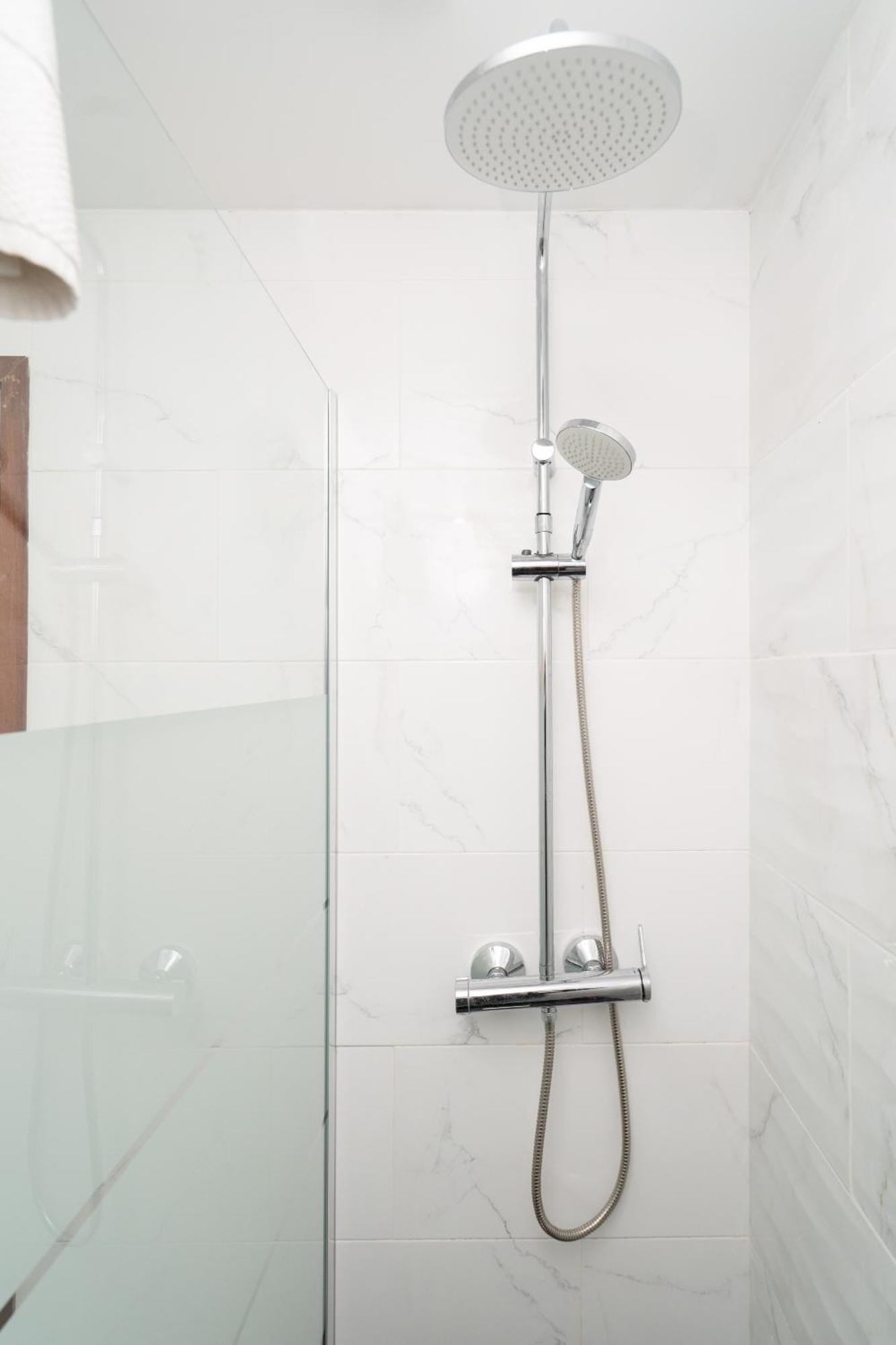Renovated 3br Near Hotspots With Great Value Appartement