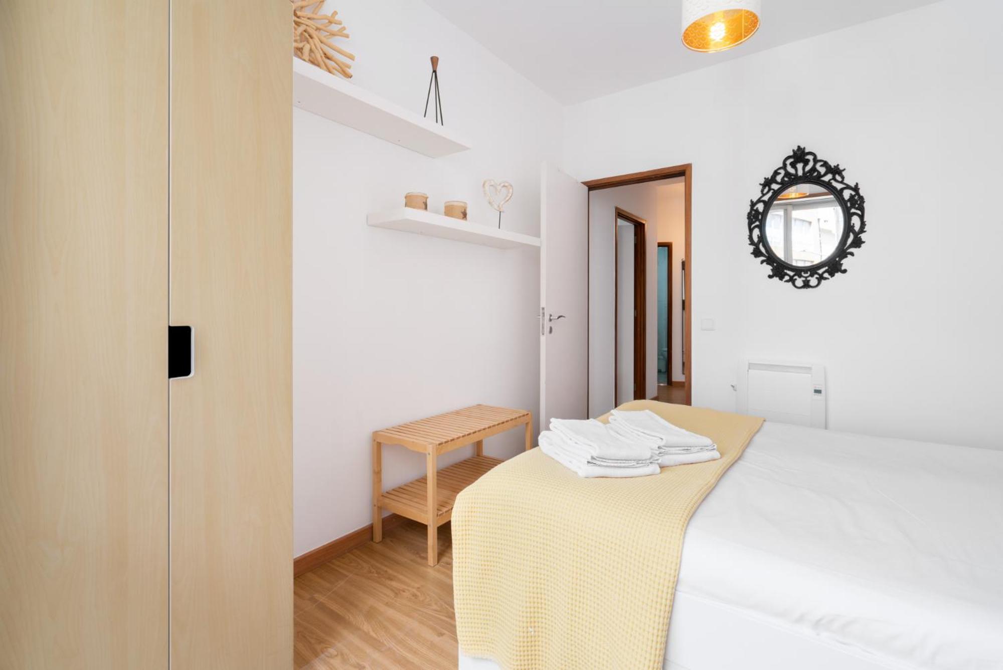 Renovated 3br Near Hotspots With Great Value Porto