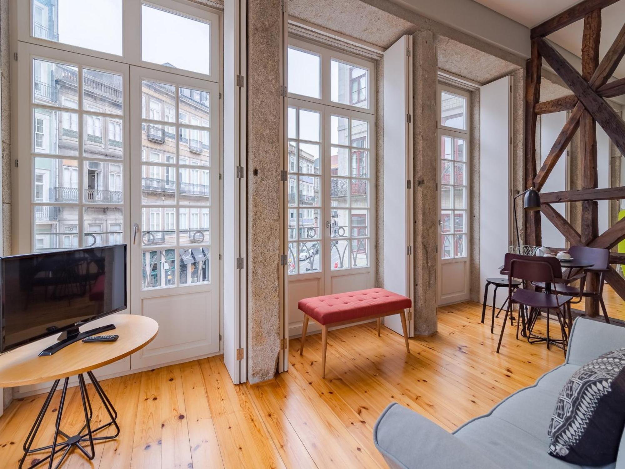 City-center With Modern Comforts Porto