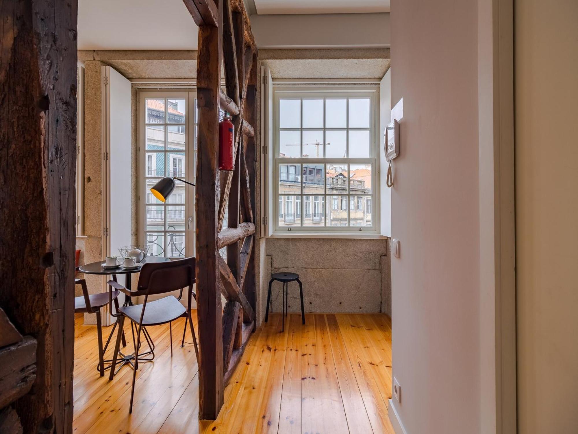 Appartement City-center With Modern Comforts