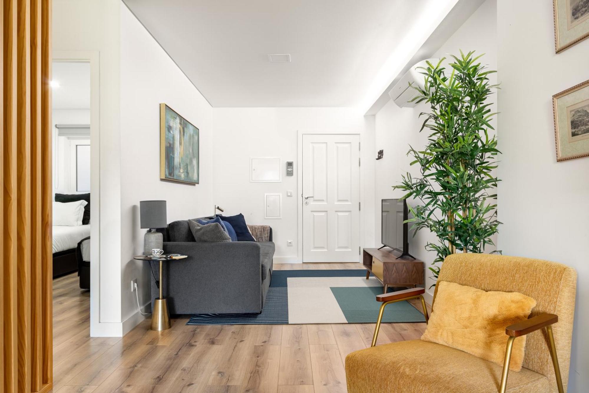 Joivy Elegant Escape-stylish 2br By Metro Apartment
