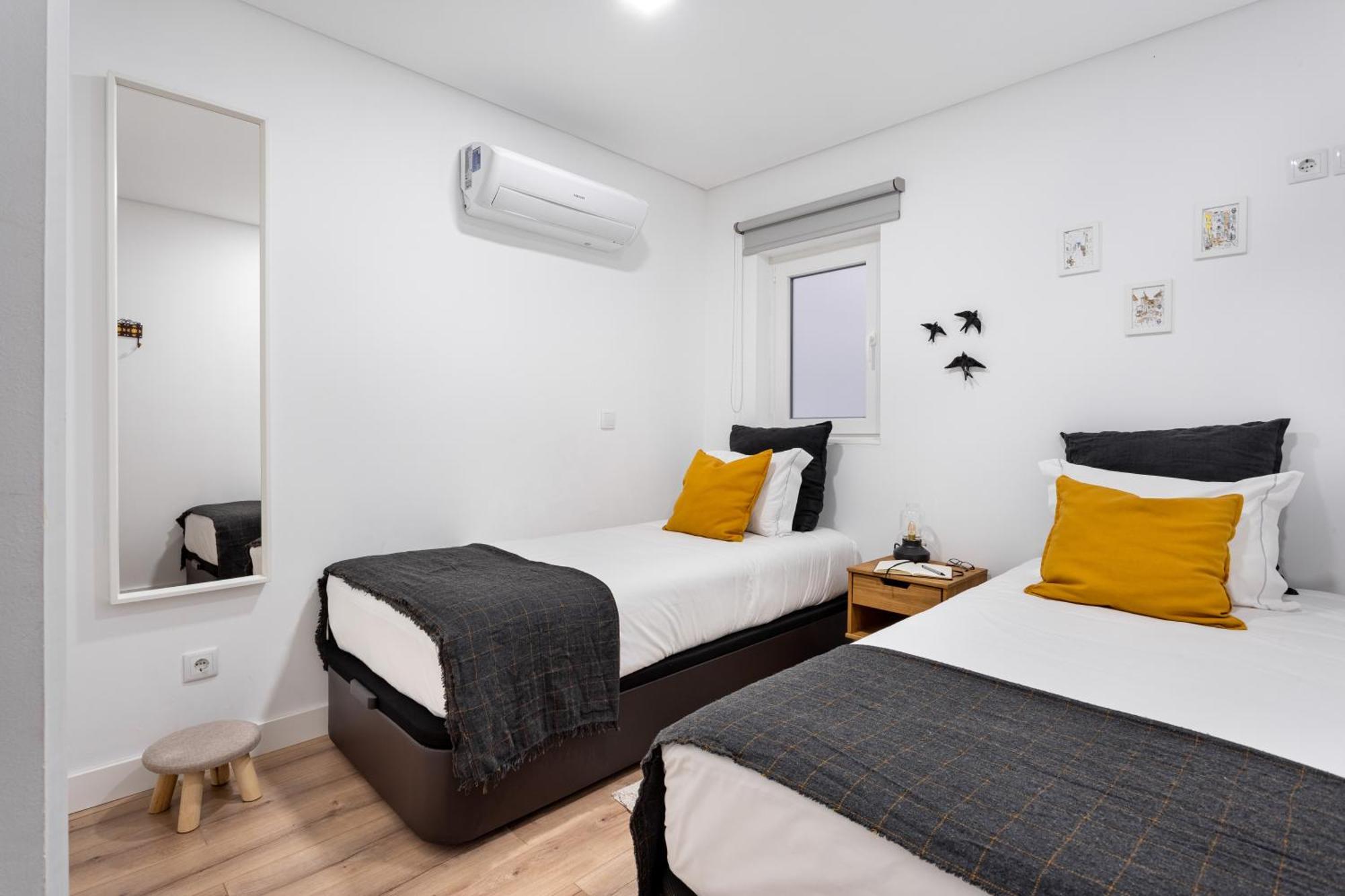 Apartment Joivy Elegant Escape-stylish 2br By Metro