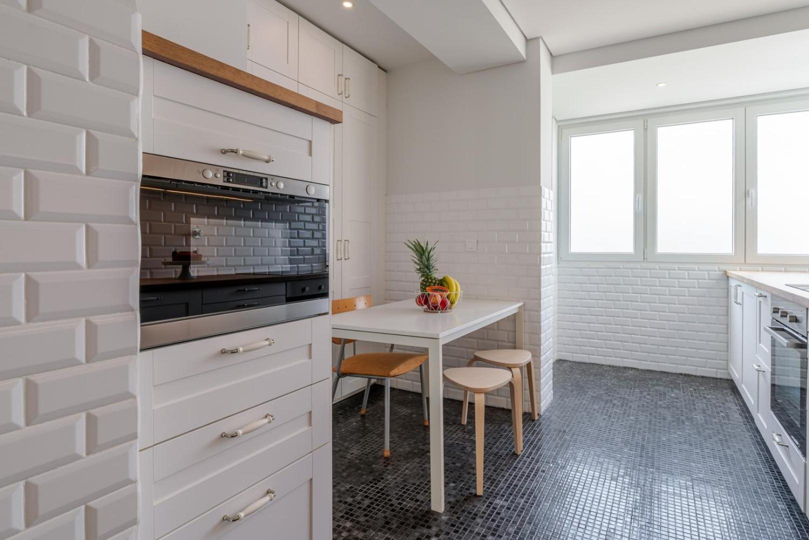 Hostwise - Bright & Spacious Flat W/ Garage Apartamento Porto