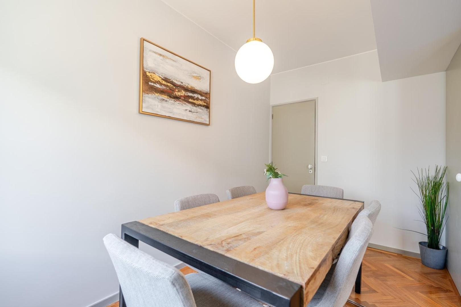 Apartamento Hostwise - Bright & Spacious Flat W/ Garage Porto
